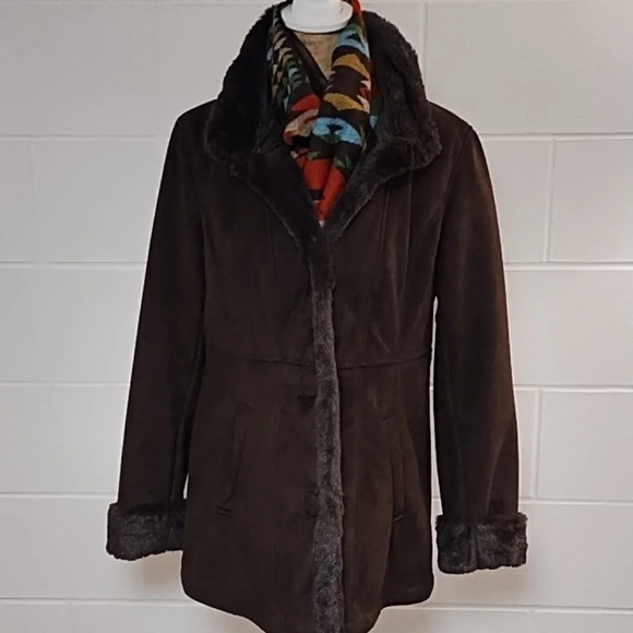 Southwestern Large Soft Fringed Scarf Wrap Approximately 27"X64" - Picture 3 of 10